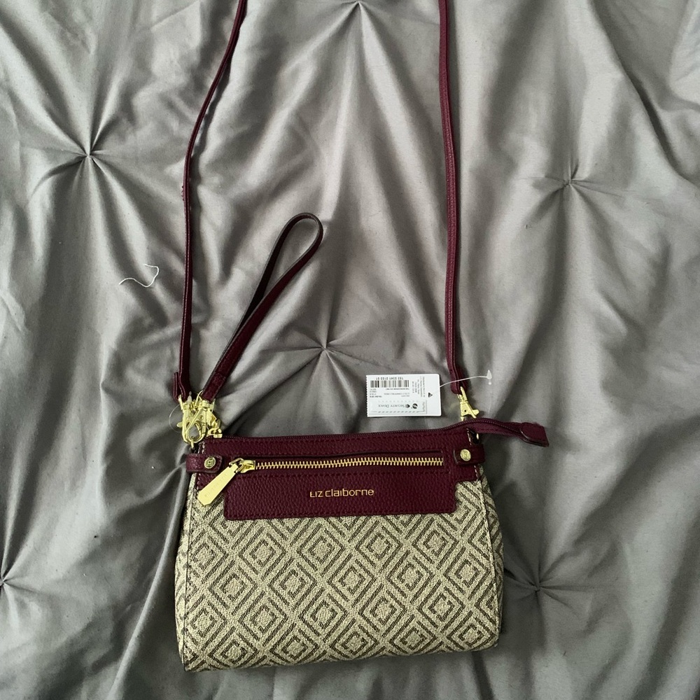 Crossbody purse
